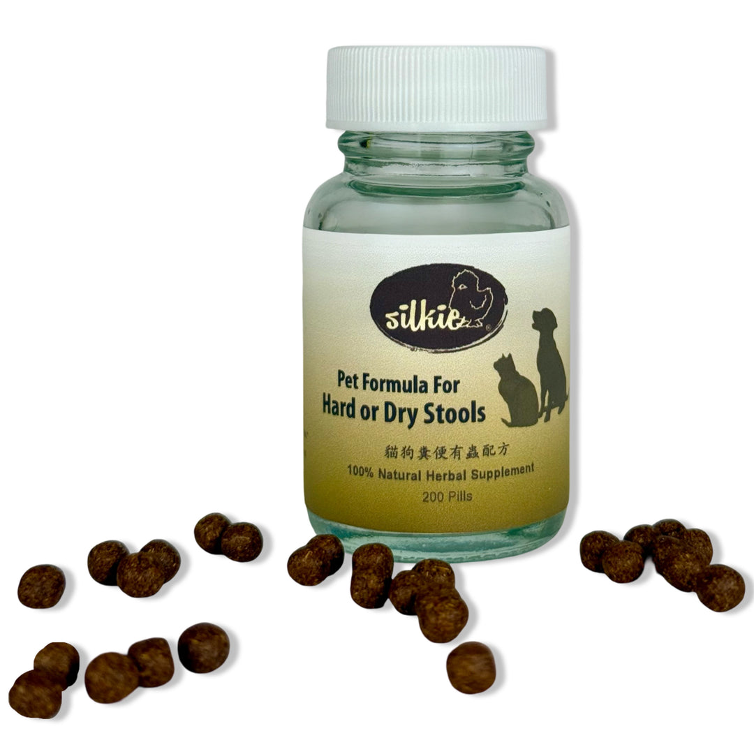 Phân cứng hoặc khô của thú cưng - rặn khi đi tiêu, phân giống như sỏi, chán ăn, thỉnh thoảng nôn mửa, khó chịu ở bụng, có dấu hiệu mất nước (khô nướu)...